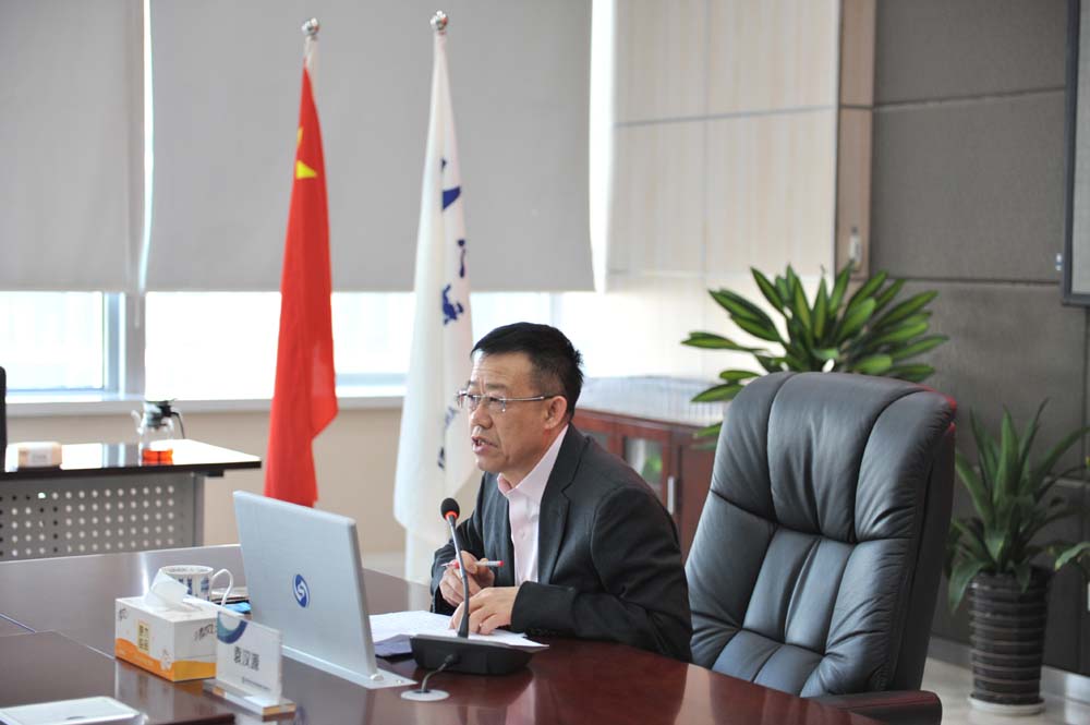 勿忘初心做“四人”  牢記使命攀“四臺(tái)” ——金葉科教集團(tuán)舉辦2021年度中層干部述職考評(píng)大會(huì)