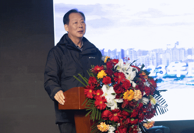 擊鼓催征啟新程，接續(xù)奮斗謀發(fā)展！深圳瑞豐科技集團(tuán)年度工作會(huì)議暨新春團(tuán)拜會(huì)圓滿召開