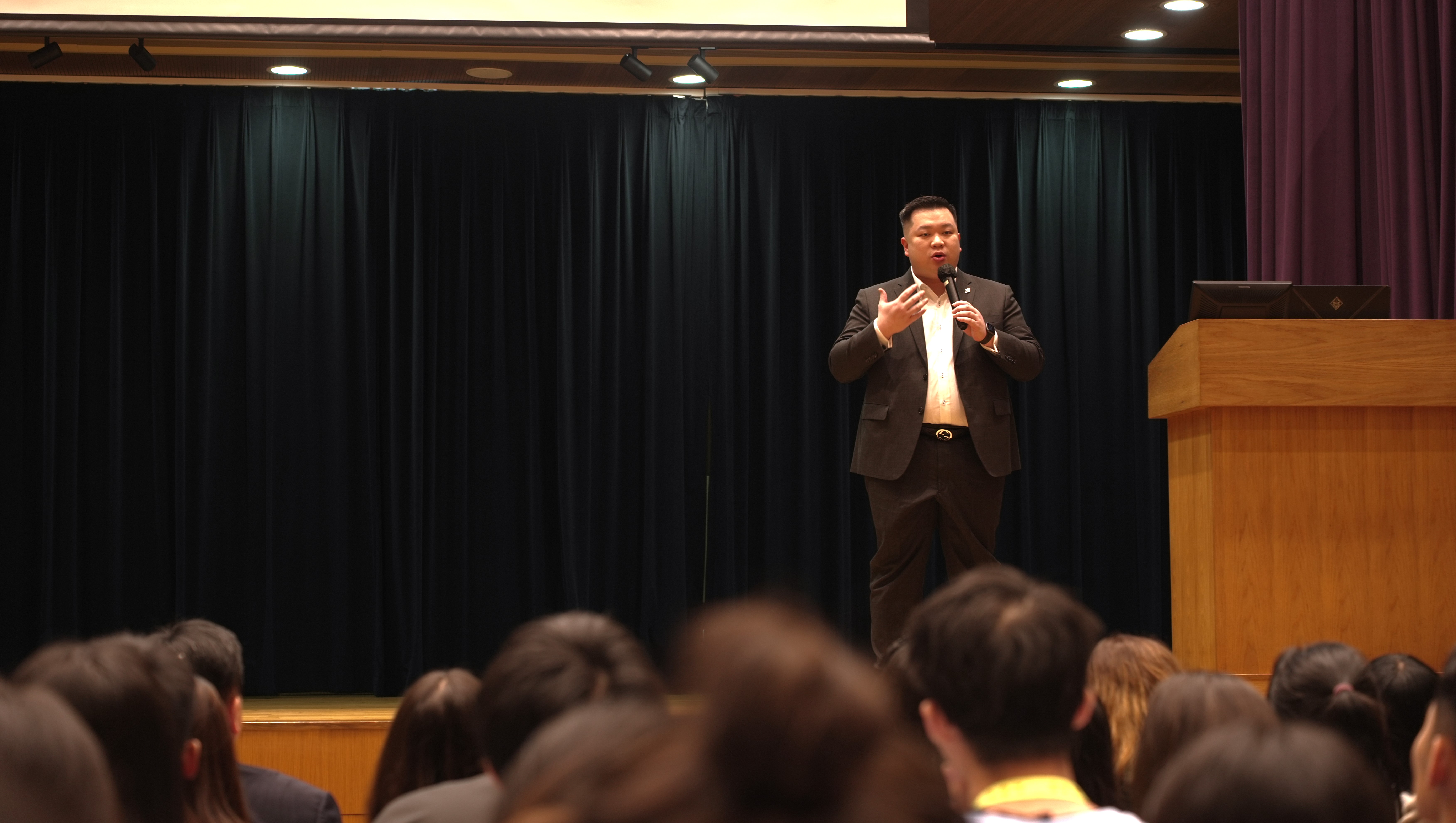 燃情五月 活出夢想——明德師生赴港參加2024青年夢想家交流營活動