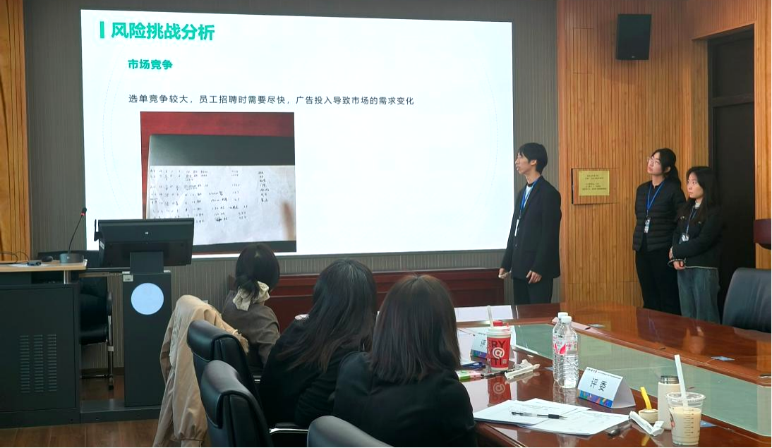 精耕致遠鑄教魂 載譽奮進啟新程 西安明德理工學(xué)院踐行教育使命發(fā)展巡禮 精耕致遠鑄教魂 載譽奮進啟新程 西安明德理工學(xué)院踐行教育使命發(fā)展巡禮