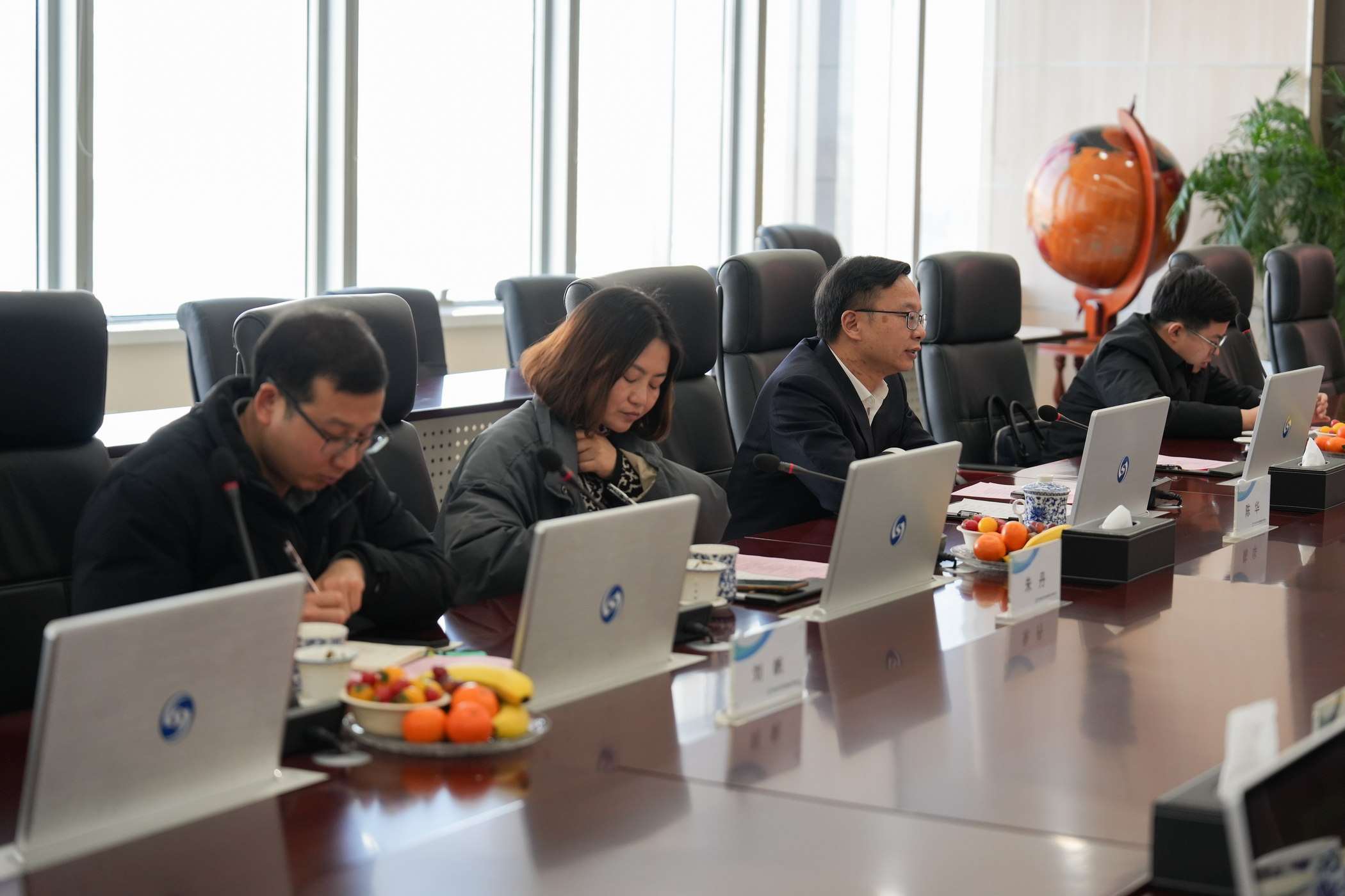 政企同心擘畫(huà)新藍(lán)圖 金葉科教勇?lián)l(fā)展使命 金葉科教集團(tuán)與當(dāng)陽(yáng)市深化交流推進(jìn)高質(zhì)量發(fā)展